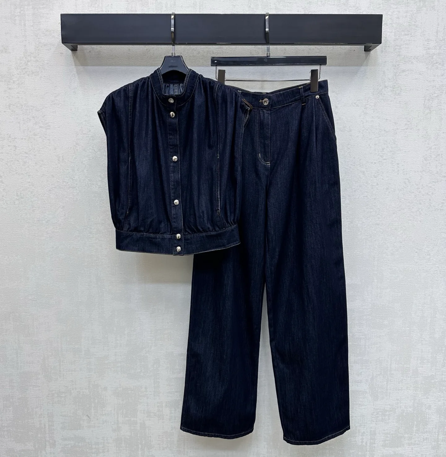 Women's Jeans LOUIS VUITTON 18181801