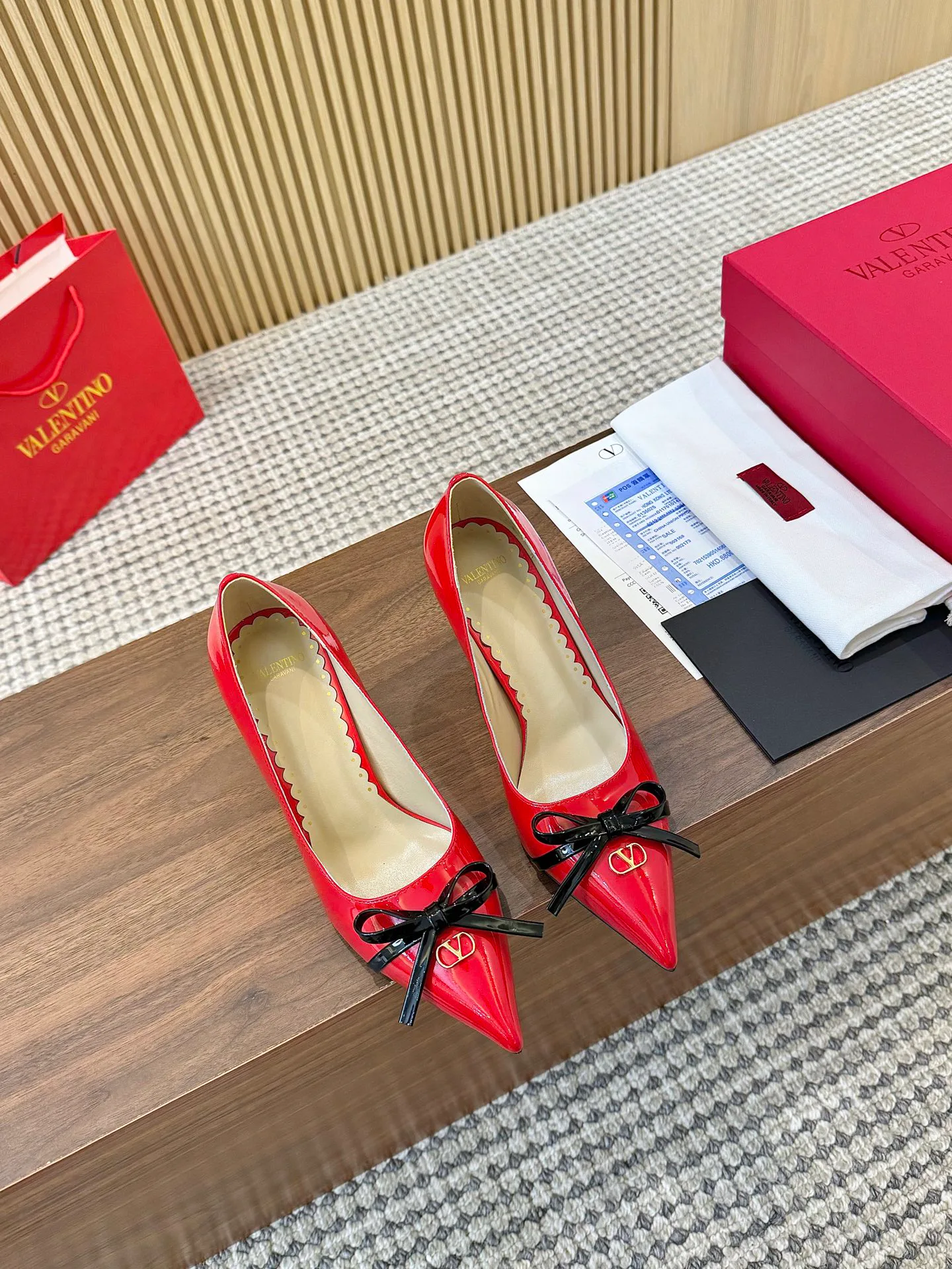 Women's Heels VALENTINO 17956888