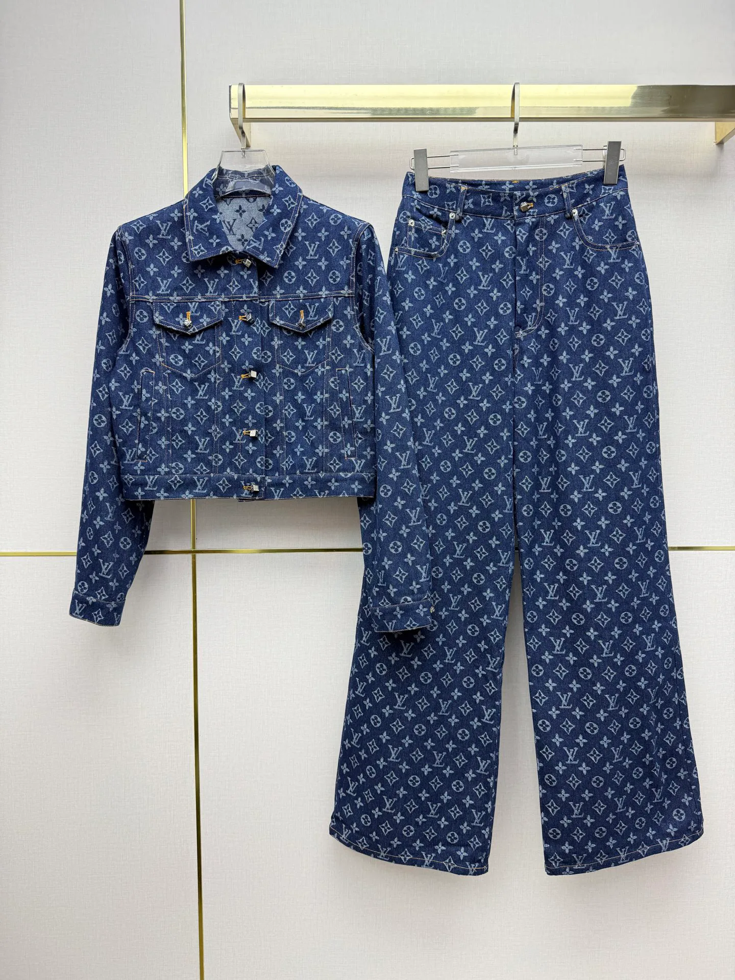 Women's Jeans LOUIS VUITTON 17908347
