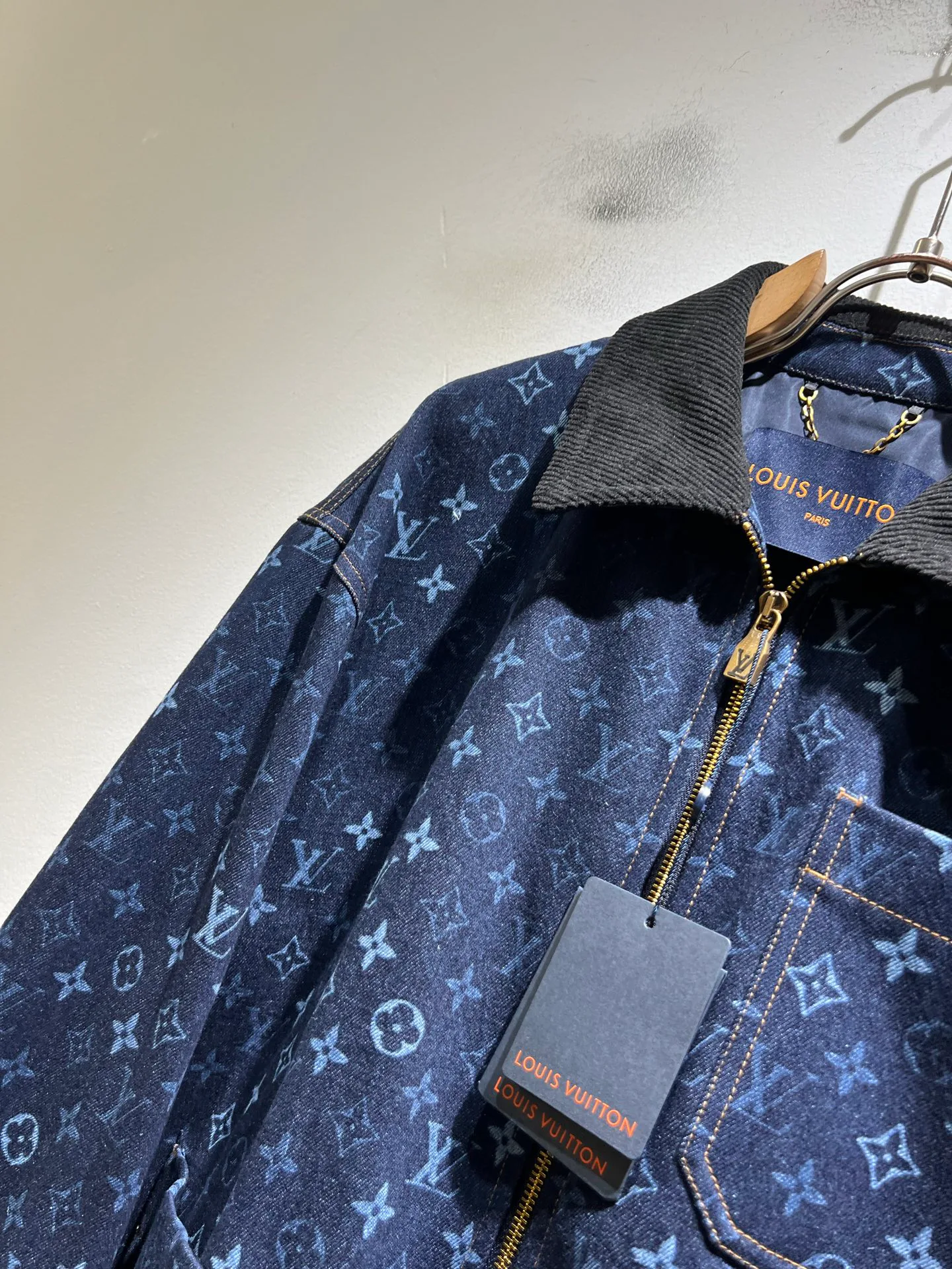 Men's Jackets And Down Jackets LOUIS VUITTON 18080717