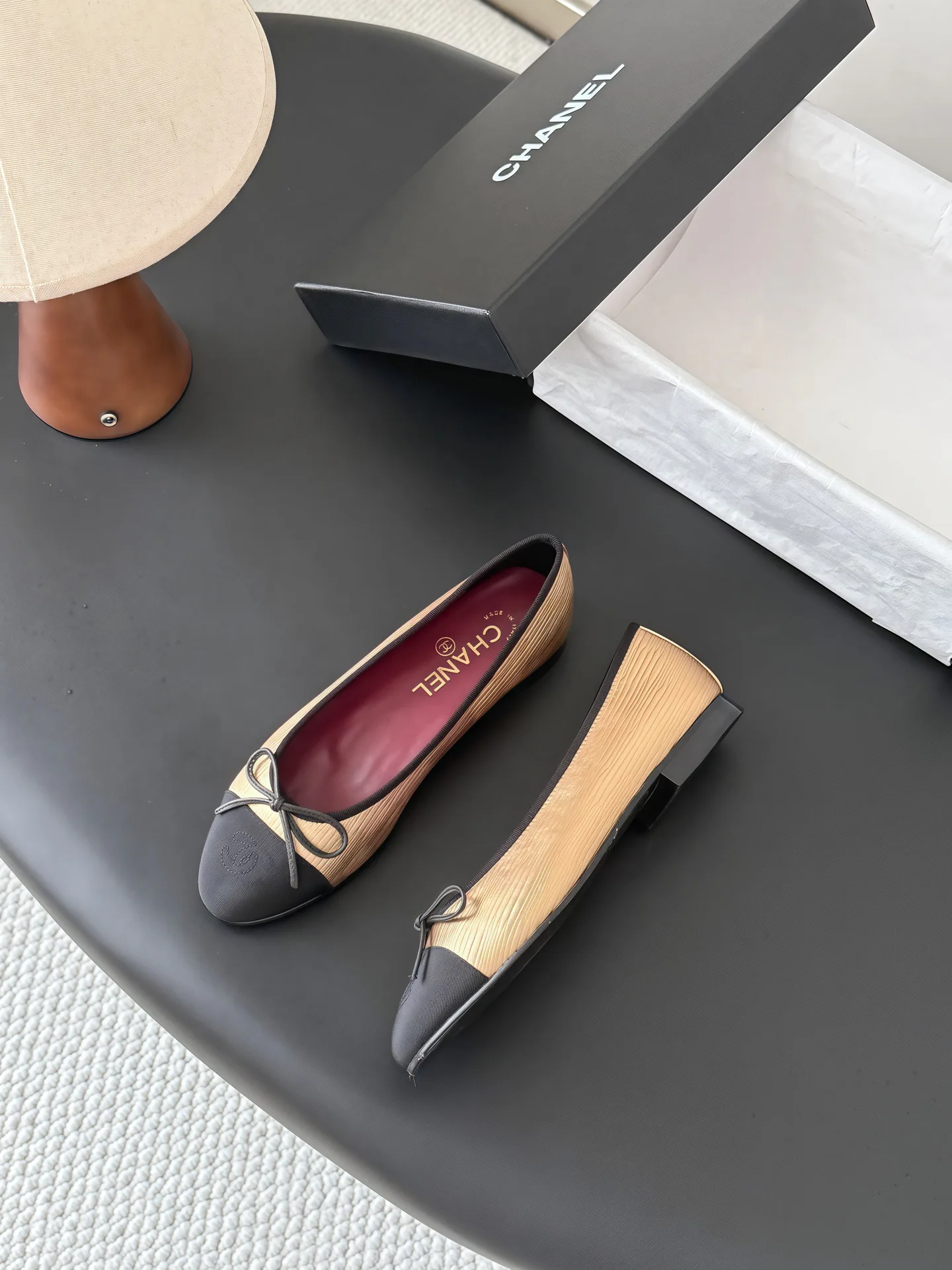 Women's Ballet Flats CHANEL 18139377