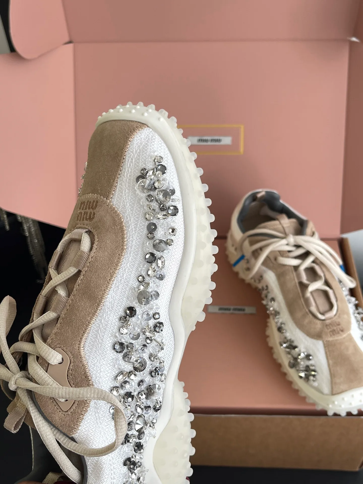 Women's Sneakers MIU MIU 17554328