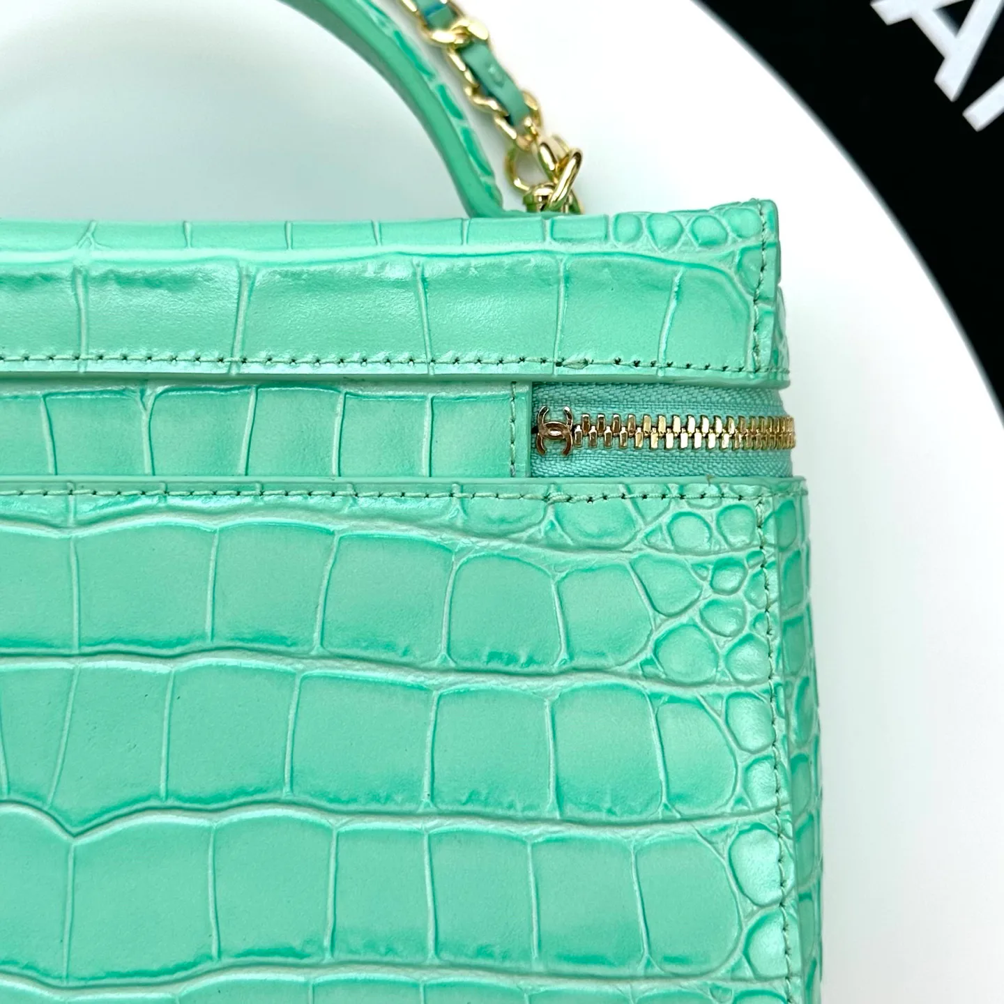 Women's Classic Handbags CHANEL 17889061
