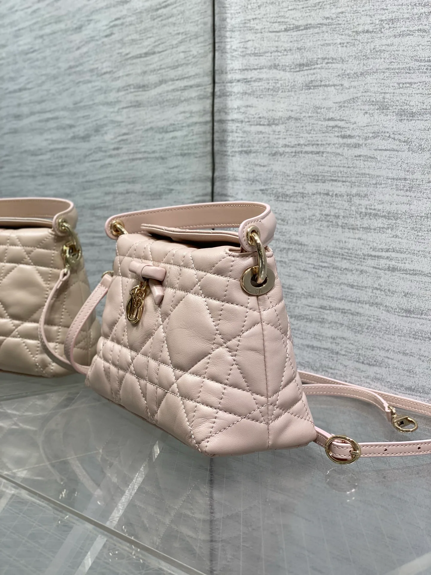 Women's Classic Handbags CHRISTIAN DIOR 18275488