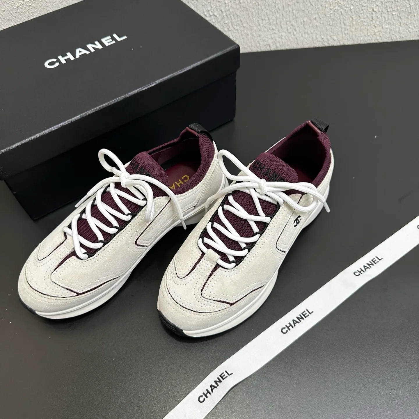 Women's Sneakers CHANEL 17934450
