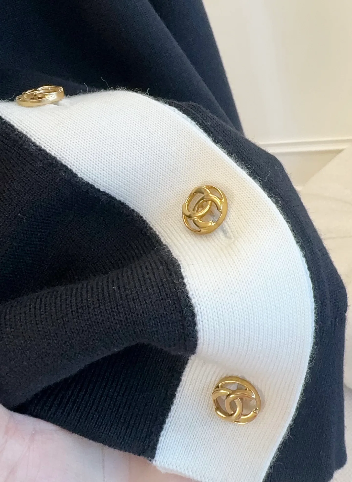 Women's Jumpers And Sweaters CHANEL 17960302