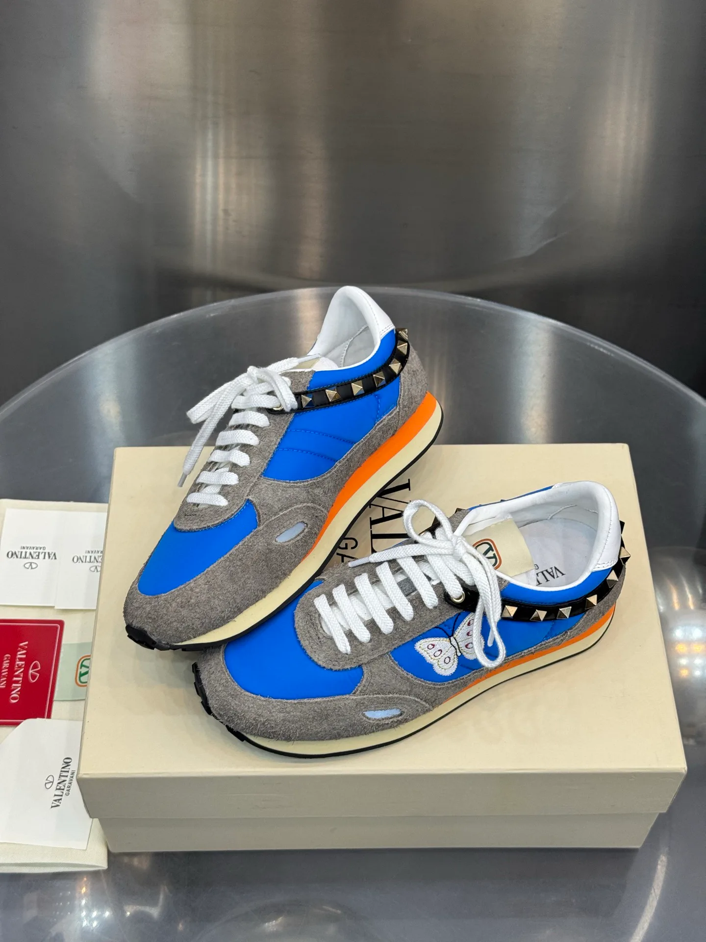 Women's Sneakers VALENTINO 18202509