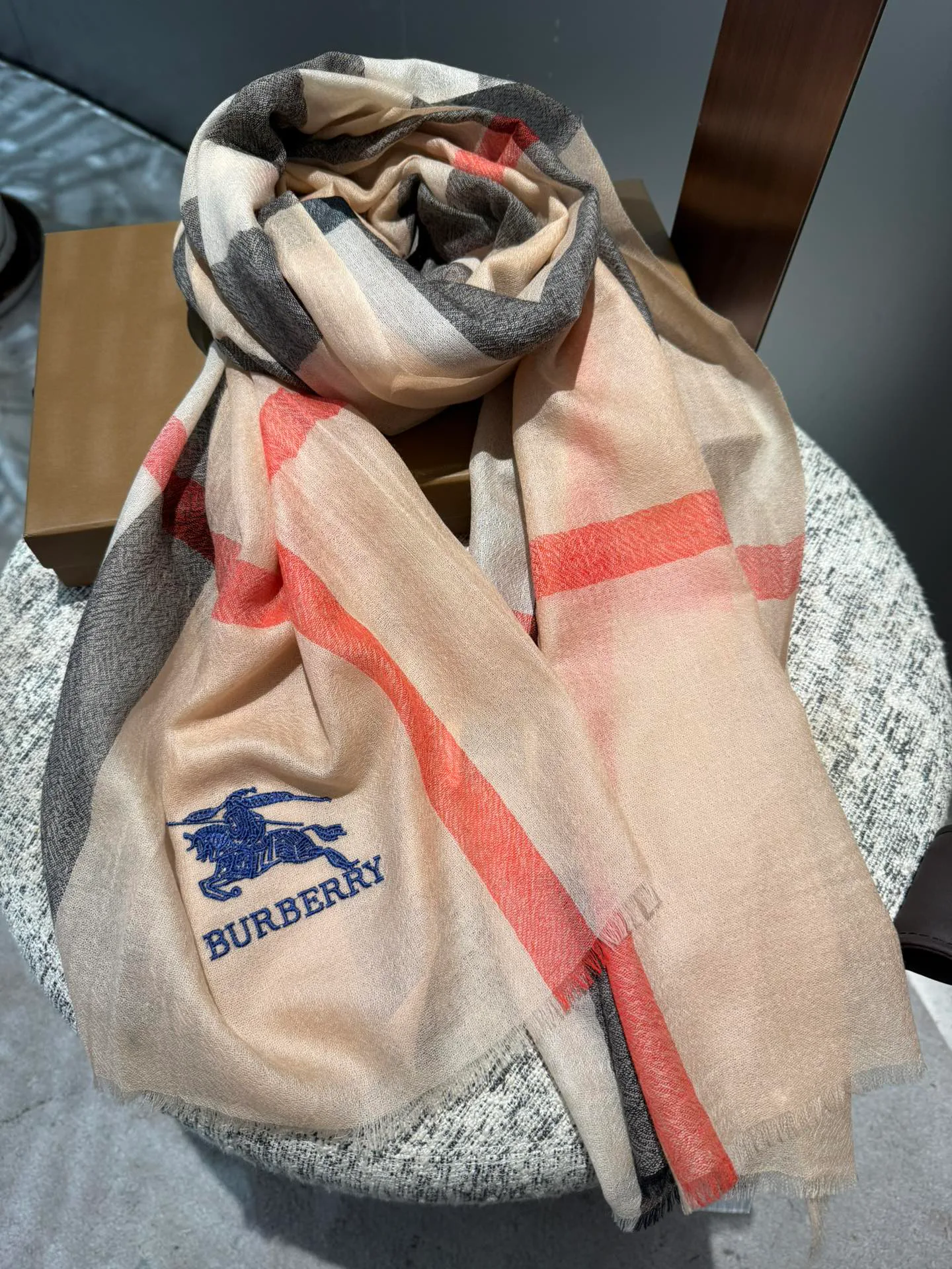 Scarves BURBERRY 18275108