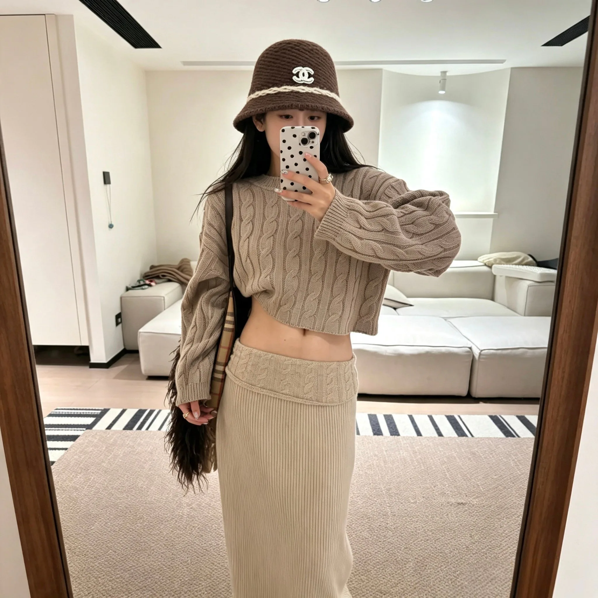 Hats CHANEL 18105307