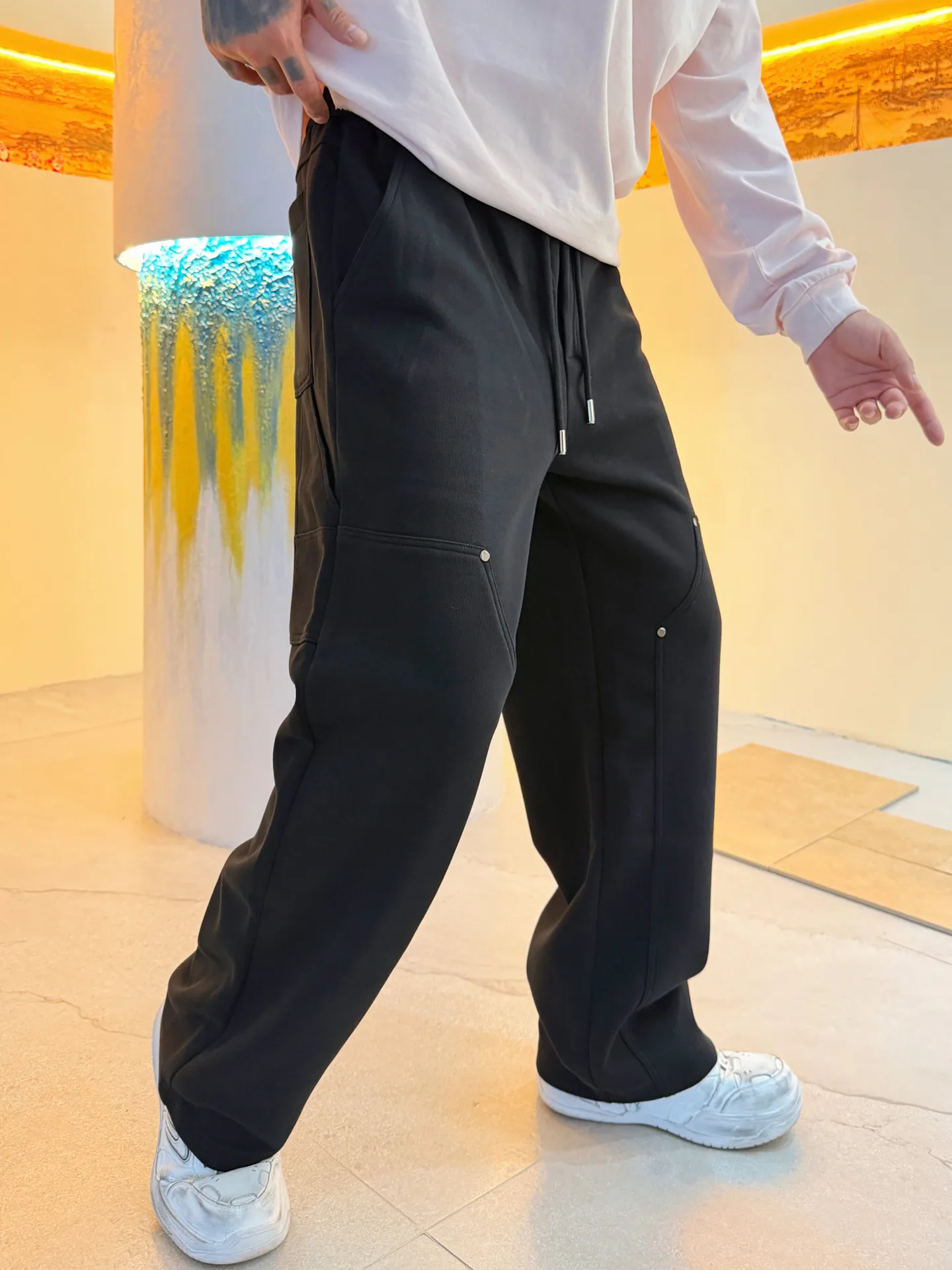 Men's Trousers PRADA 18197186