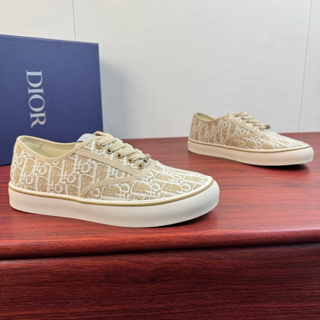 Men's Sneakers CHRISTIAN DIOR 18100587
