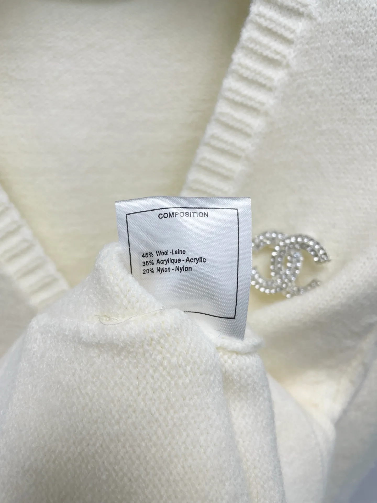 Women's Jumpers And Sweaters CHANEL 18138007