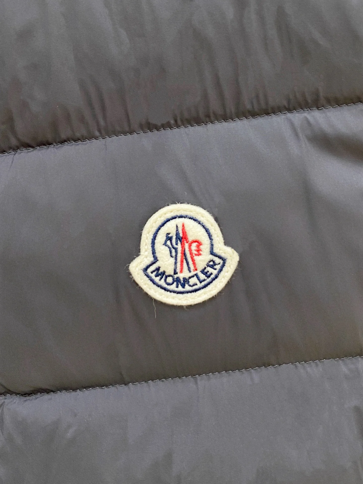 Жилеты Мужские Moncler 18639699