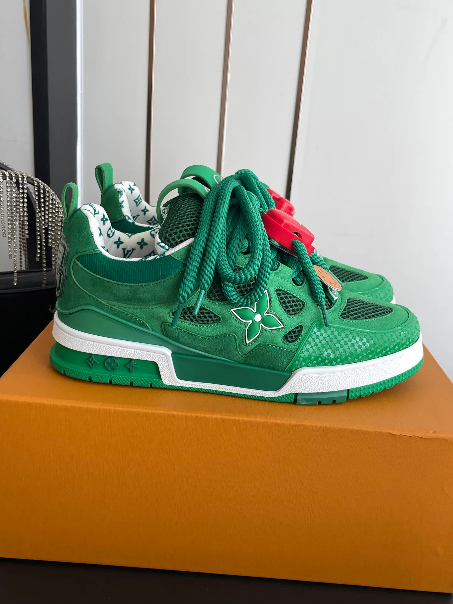 Men's Sneakers LOUIS VUITTON 17554385
