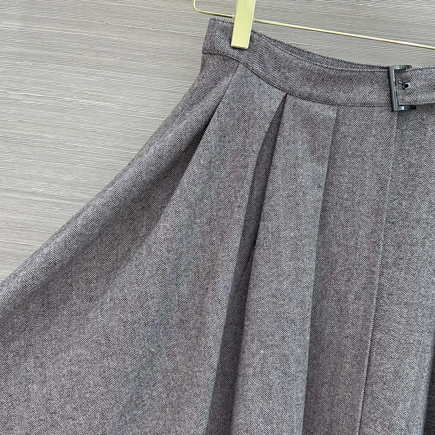 Women's Skirts BRUNELLO CUCINELLI 18210338