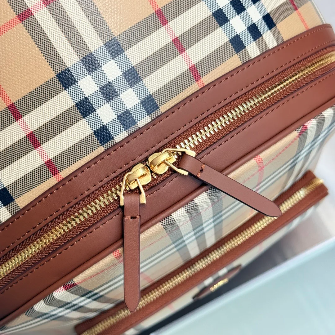 Women's Backpacks BURBERRY 17949151