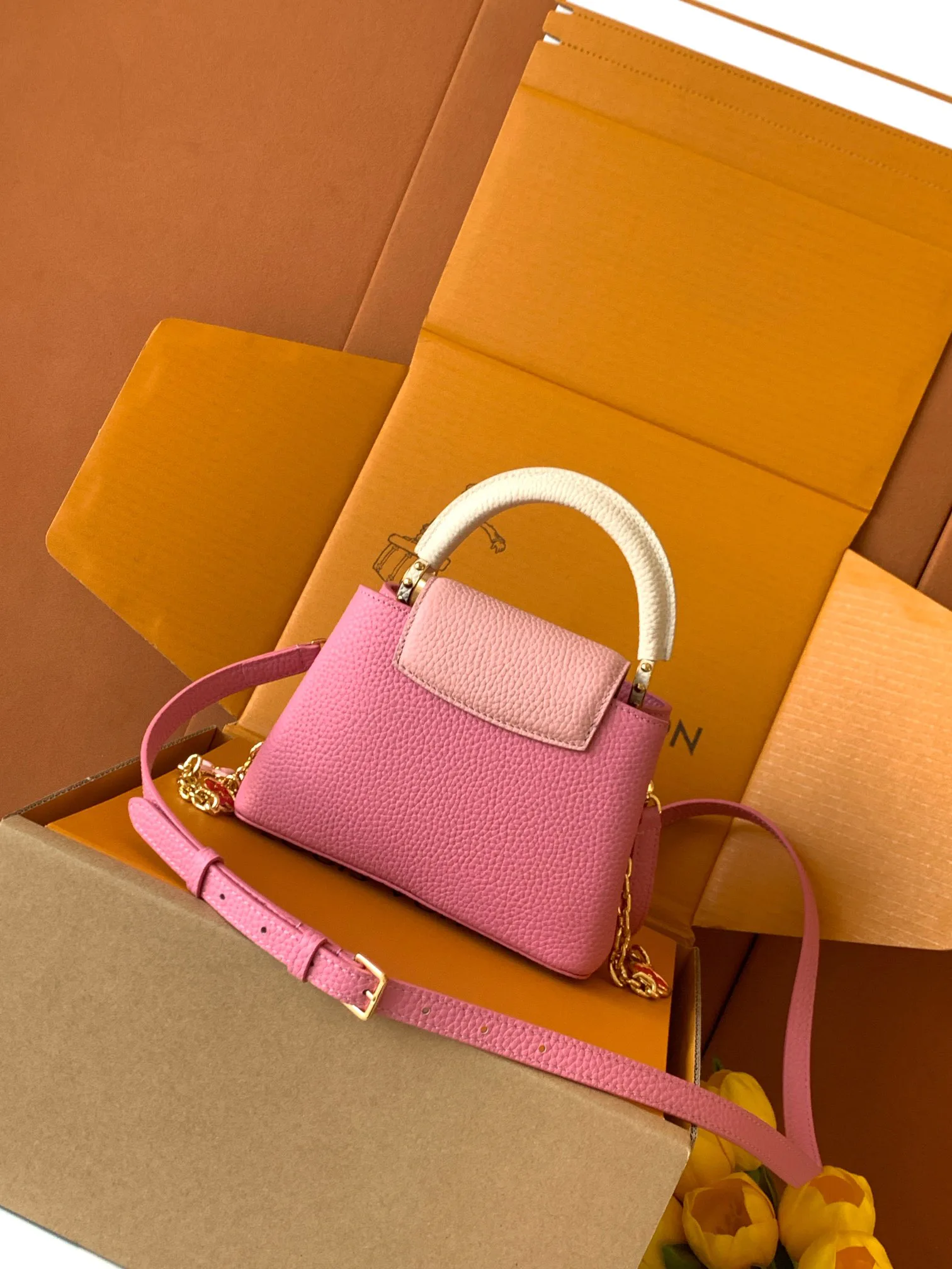 Women's Classic Handbags LOUIS VUITTON 18520890