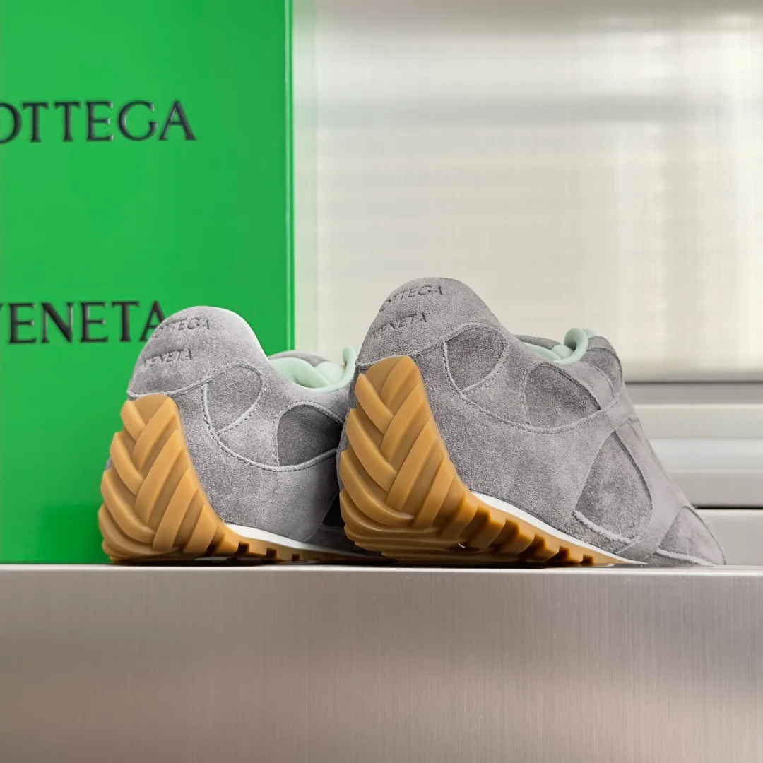 Women's Sneakers BOTTEGA VENETA 17771979