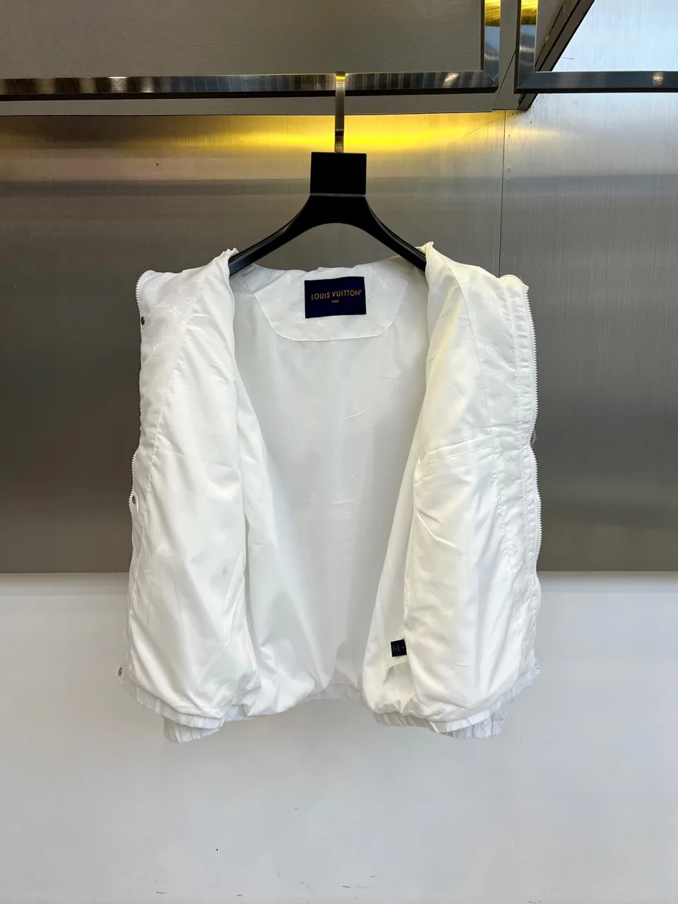 Men's Jackets And Down Jackets LOUIS VUITTON 18416805