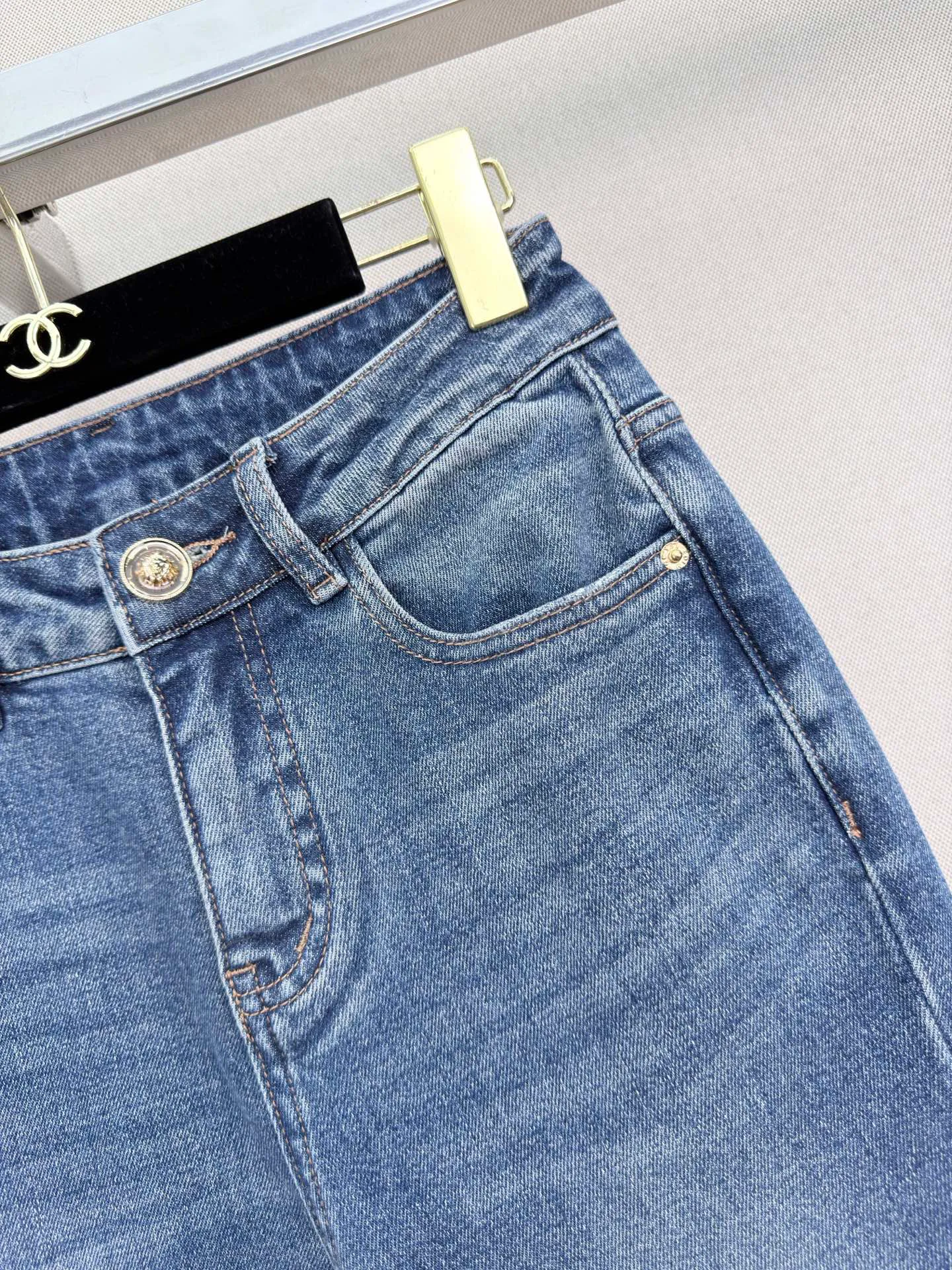 Women's Jeans CHANEL 18138158