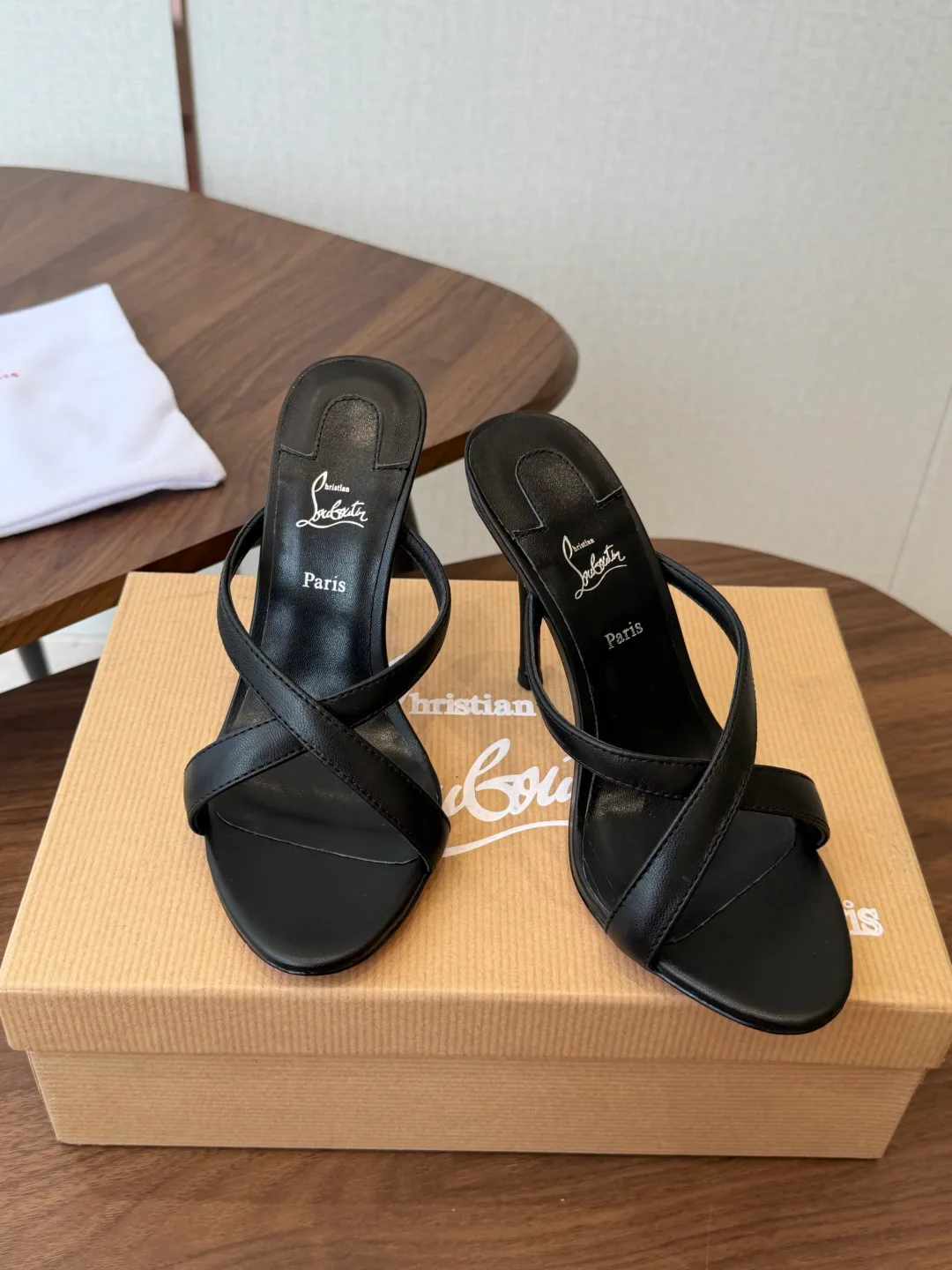 Women's Open-Toe Sandals CHRISTIAN LOUBOUTIN 18183094