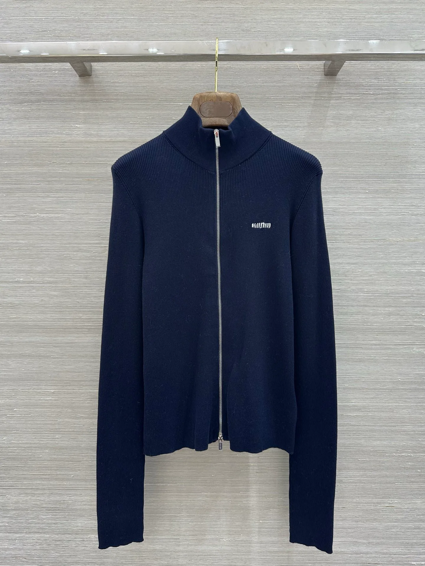 Women's Jumpers And Sweaters MIU MIU 18452390