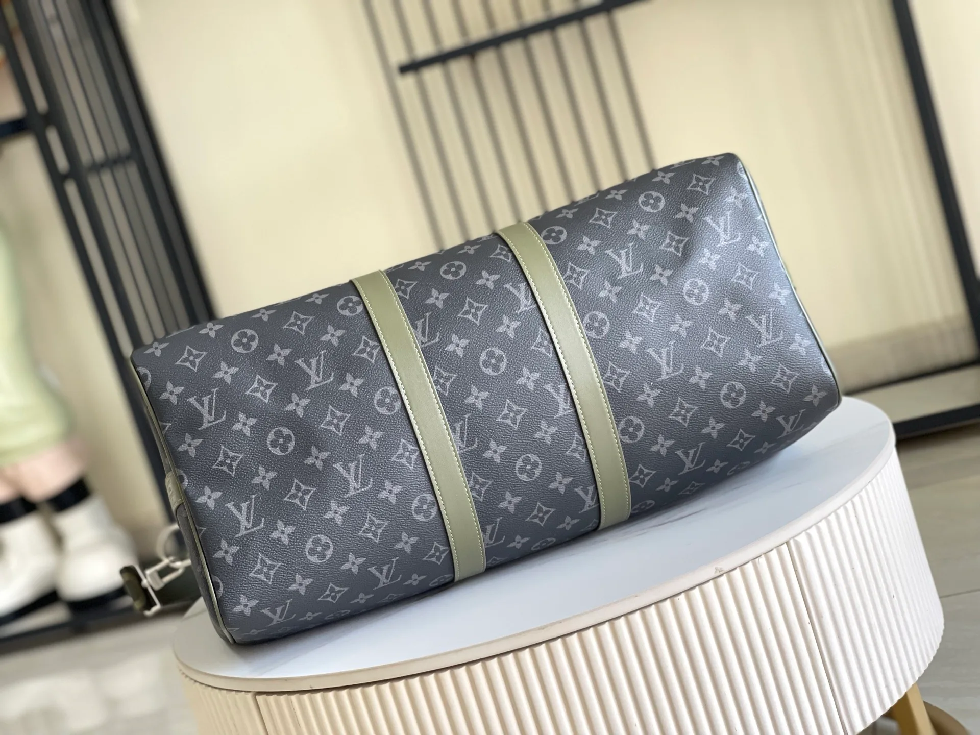 Women's Travel Bags LOUIS VUITTON 18359511