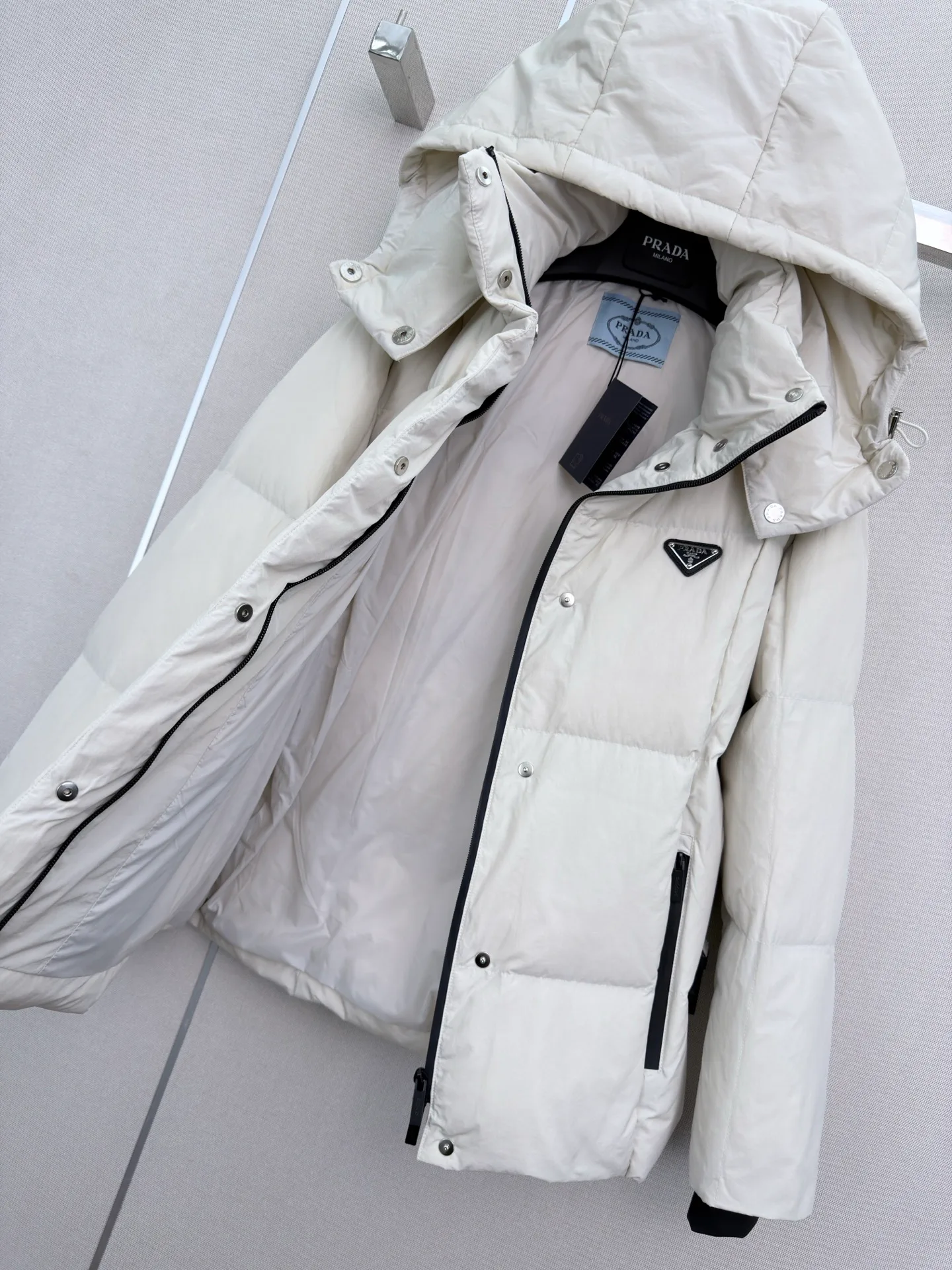 Women's Jackets And Down Jackets PRADA 18056368