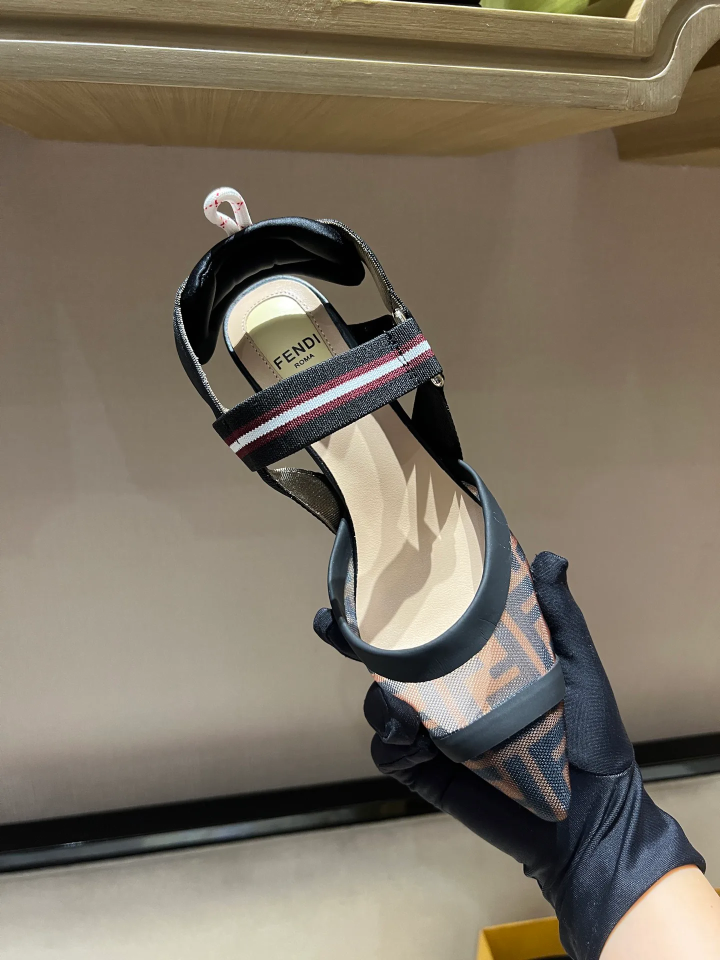 Women's Heels FENDI 18278679