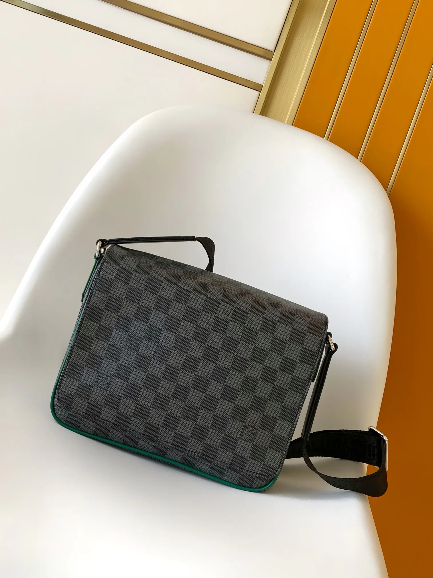Women's Shoulder Bags LOUIS VUITTON 16993995