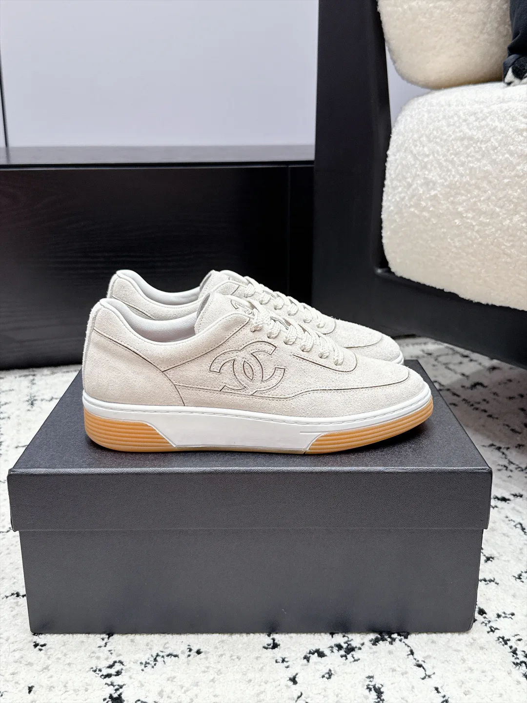 Women's Sneakers CHANEL 18125112