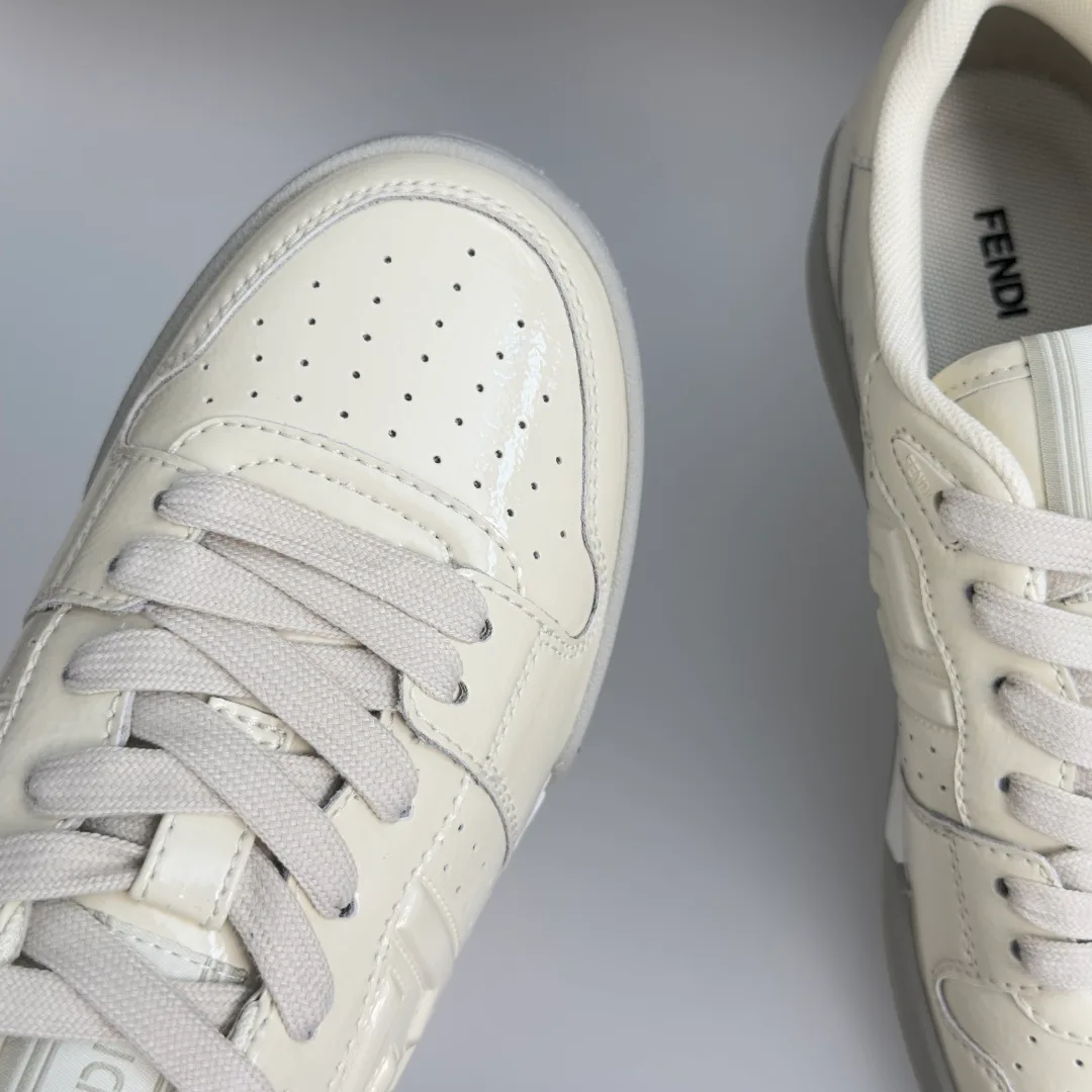 Women's Sneakers FENDI 17729638