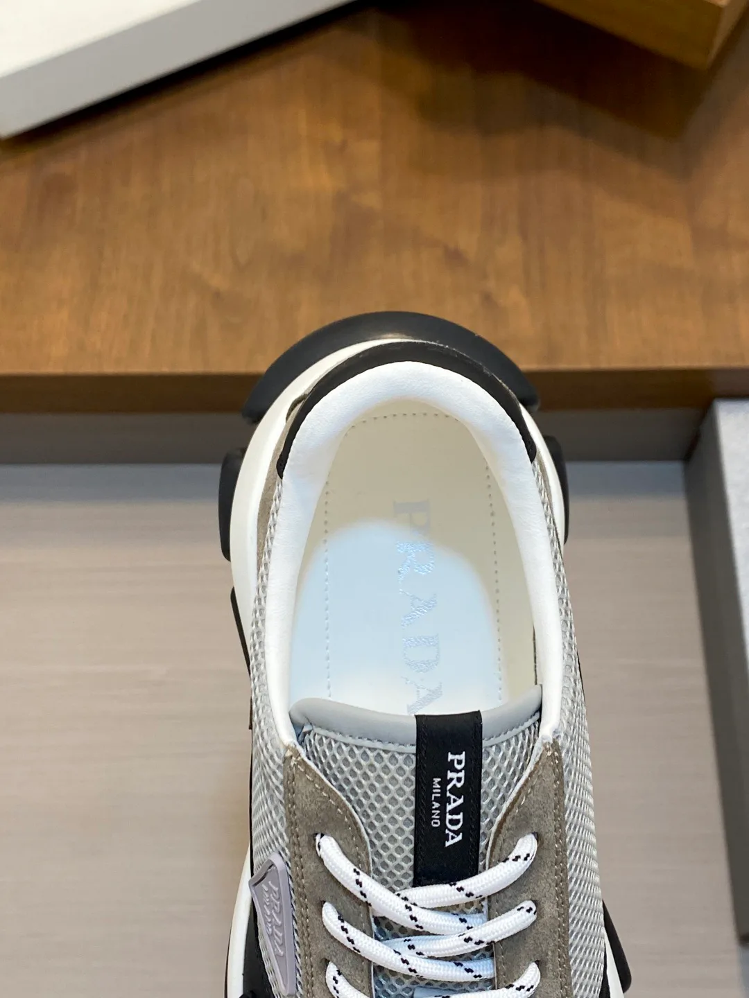 Men's Sneakers PRADA 18055224