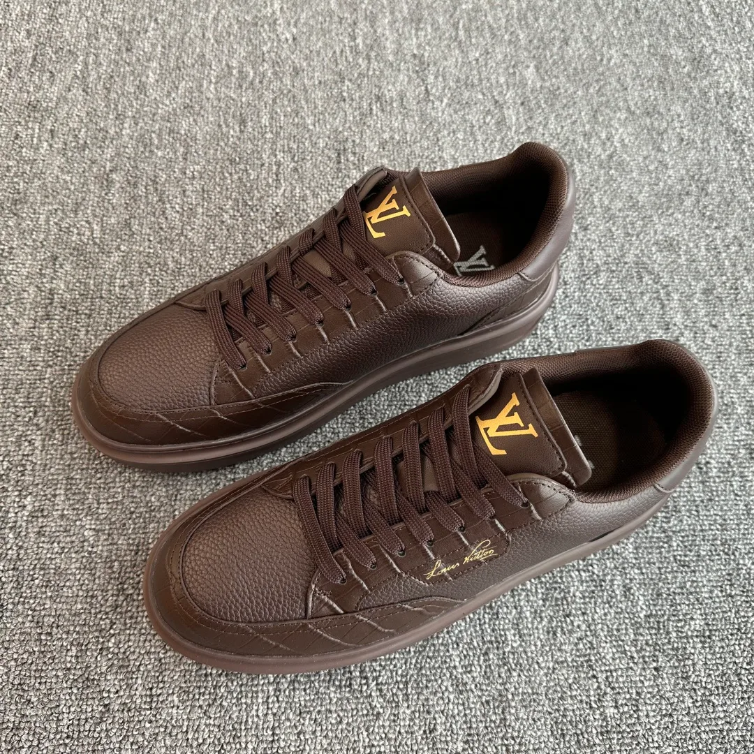 Men's Sneakers LOUIS VUITTON 18394327