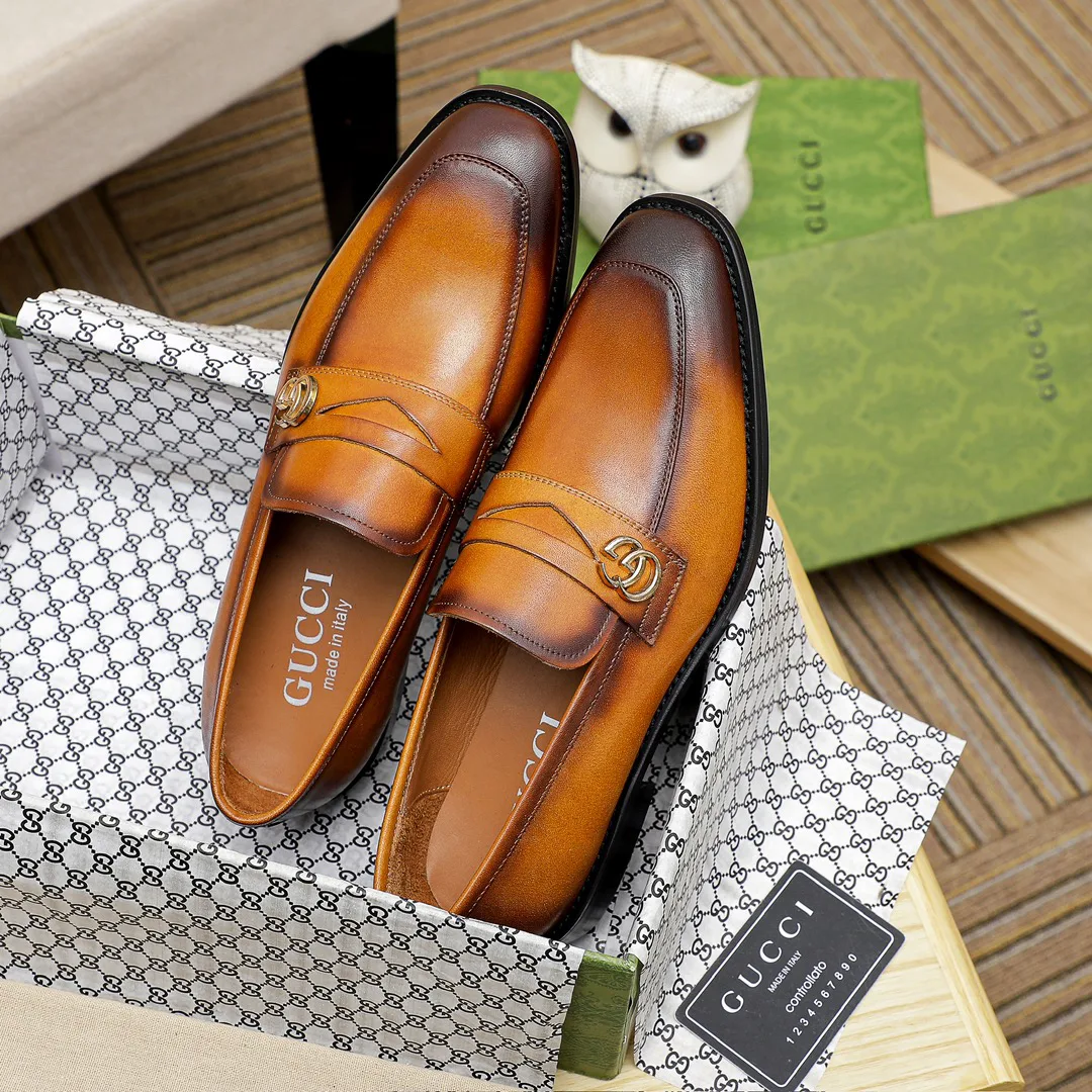 Men's Loafers And Dress Shoes GUCCI 17569200