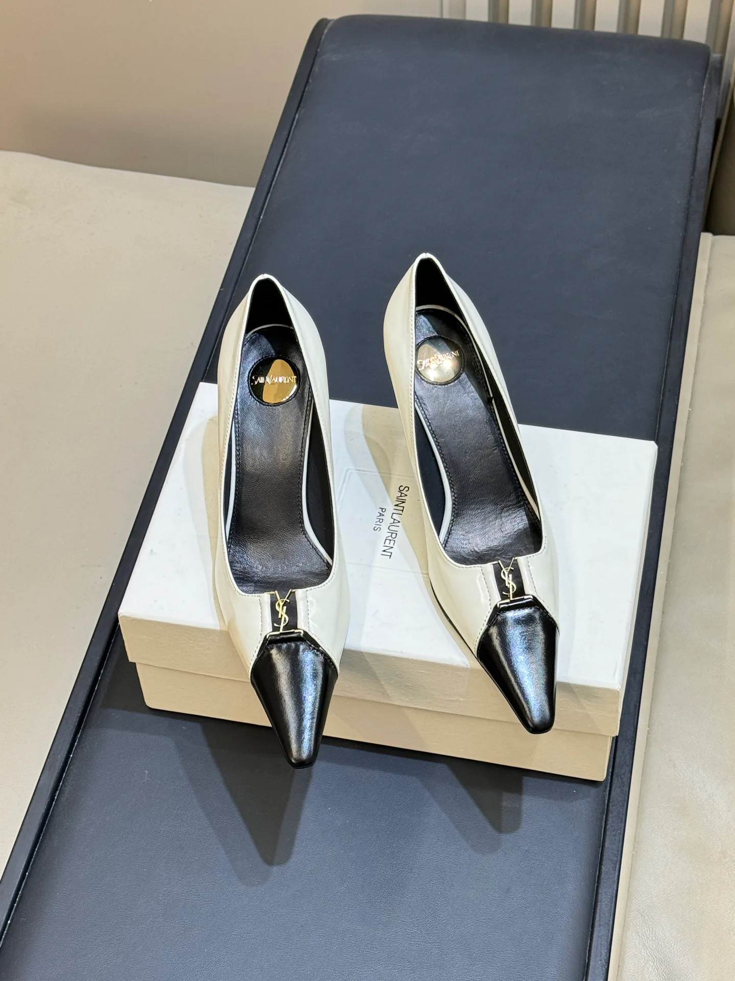 Women's Heels SAINT LAURENT 18073641