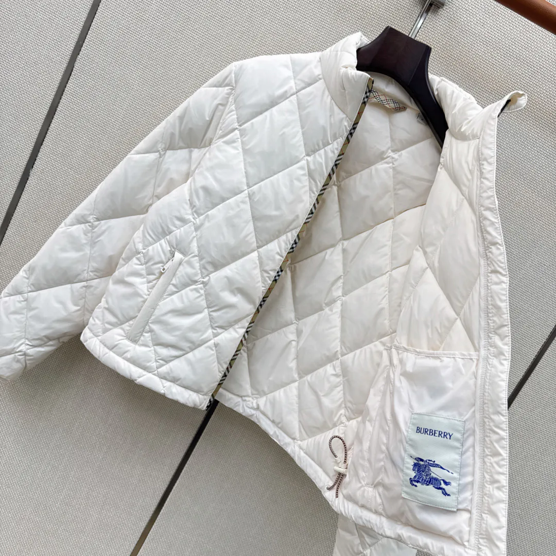 Women's Jackets And Down Jackets BURBERRY 18225571