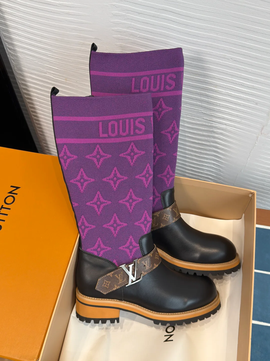 Women's Boots LOUIS VUITTON 18252052