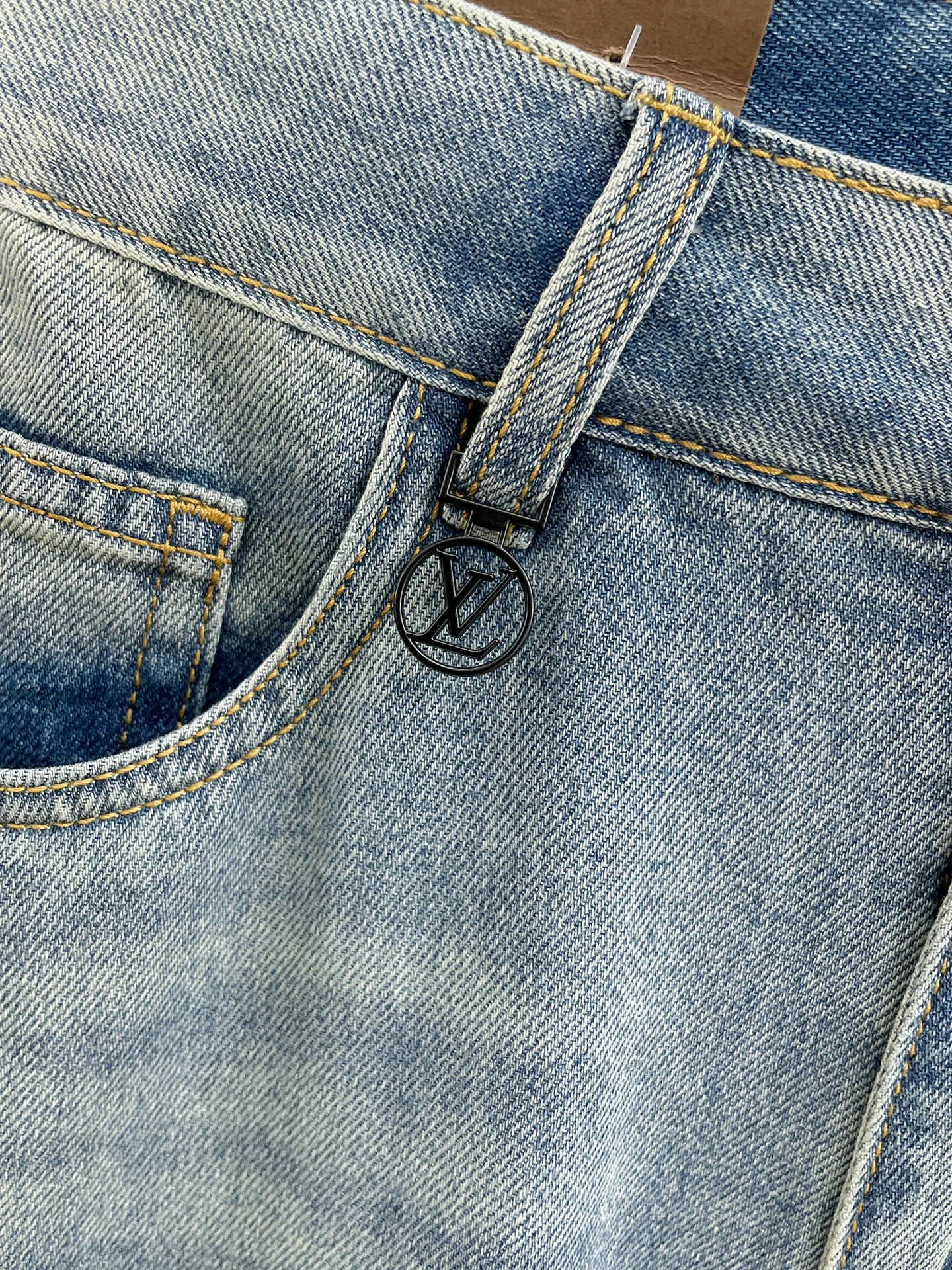 Men's Jeans LOUIS VUITTON 18543036