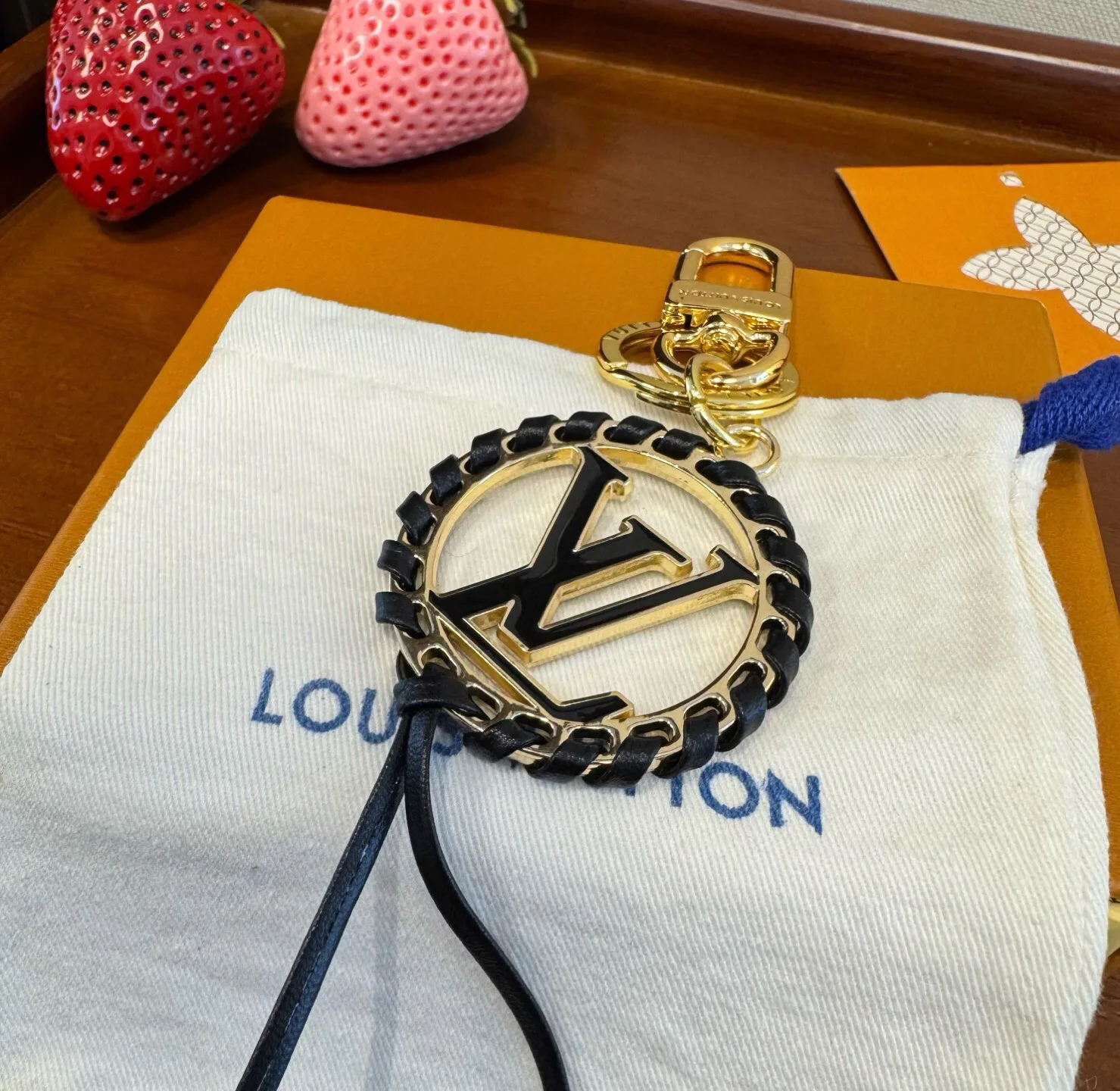 Key Cases LOUIS VUITTON 18013869