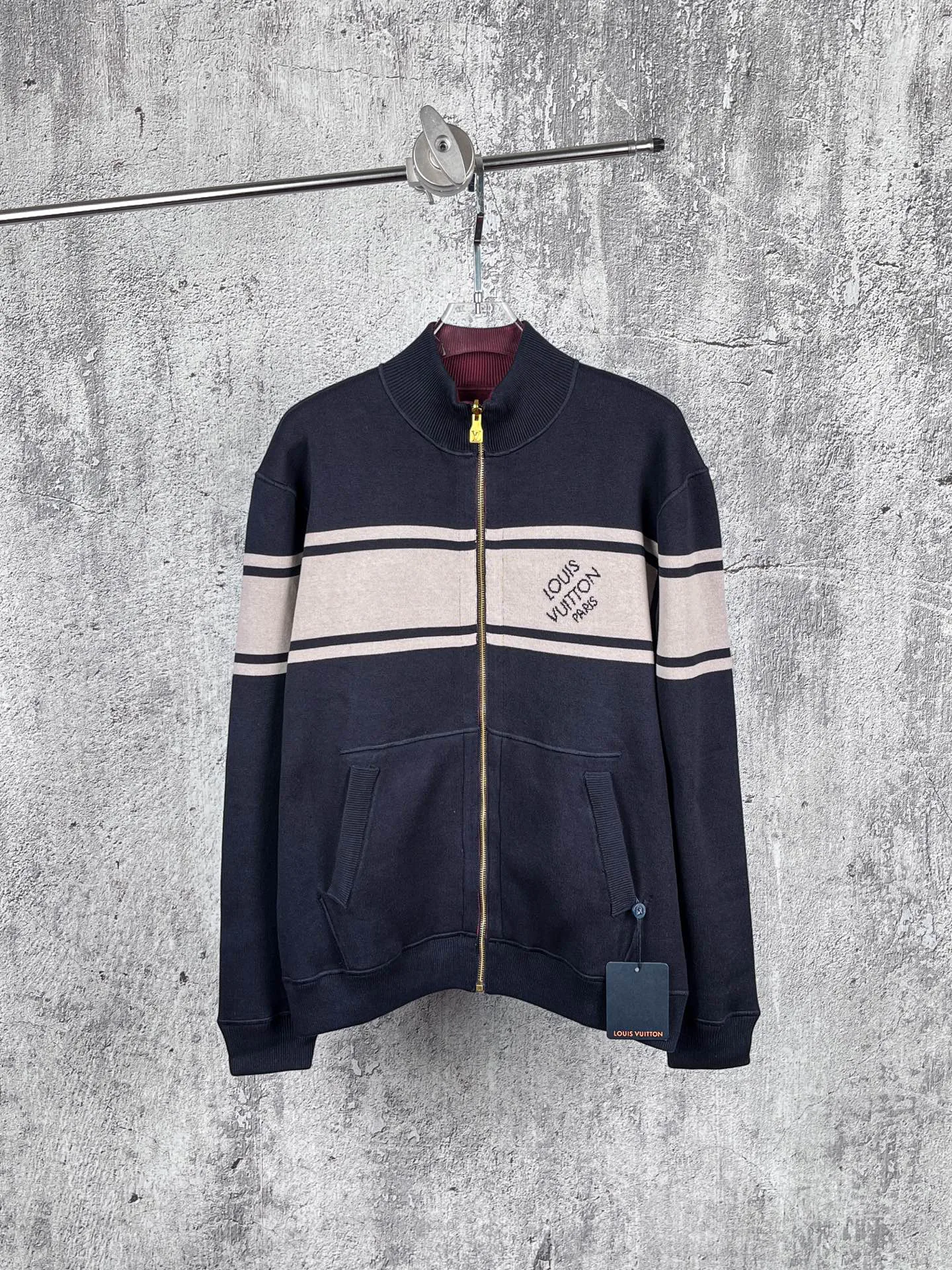 Men's Jackets And Down Jackets LOUIS VUITTON 18519489
