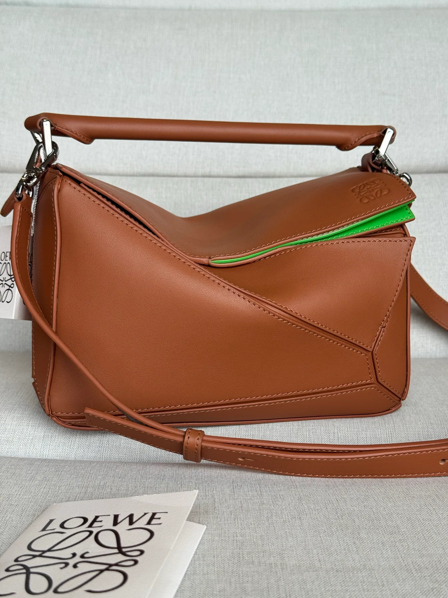 Классические Сумки Женские Loewe 18634650