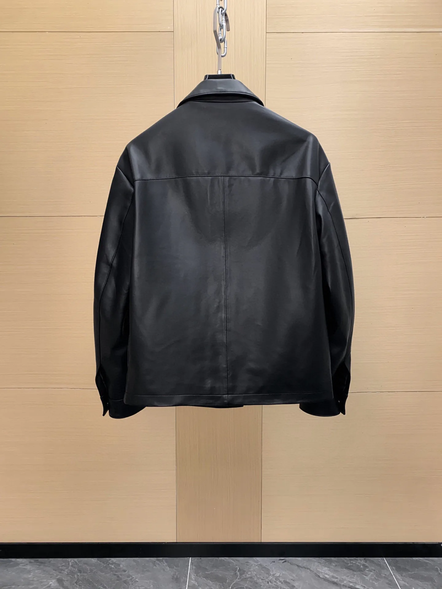 Men's Leather Jackets And Sheepskin Coats PRADA 18399177