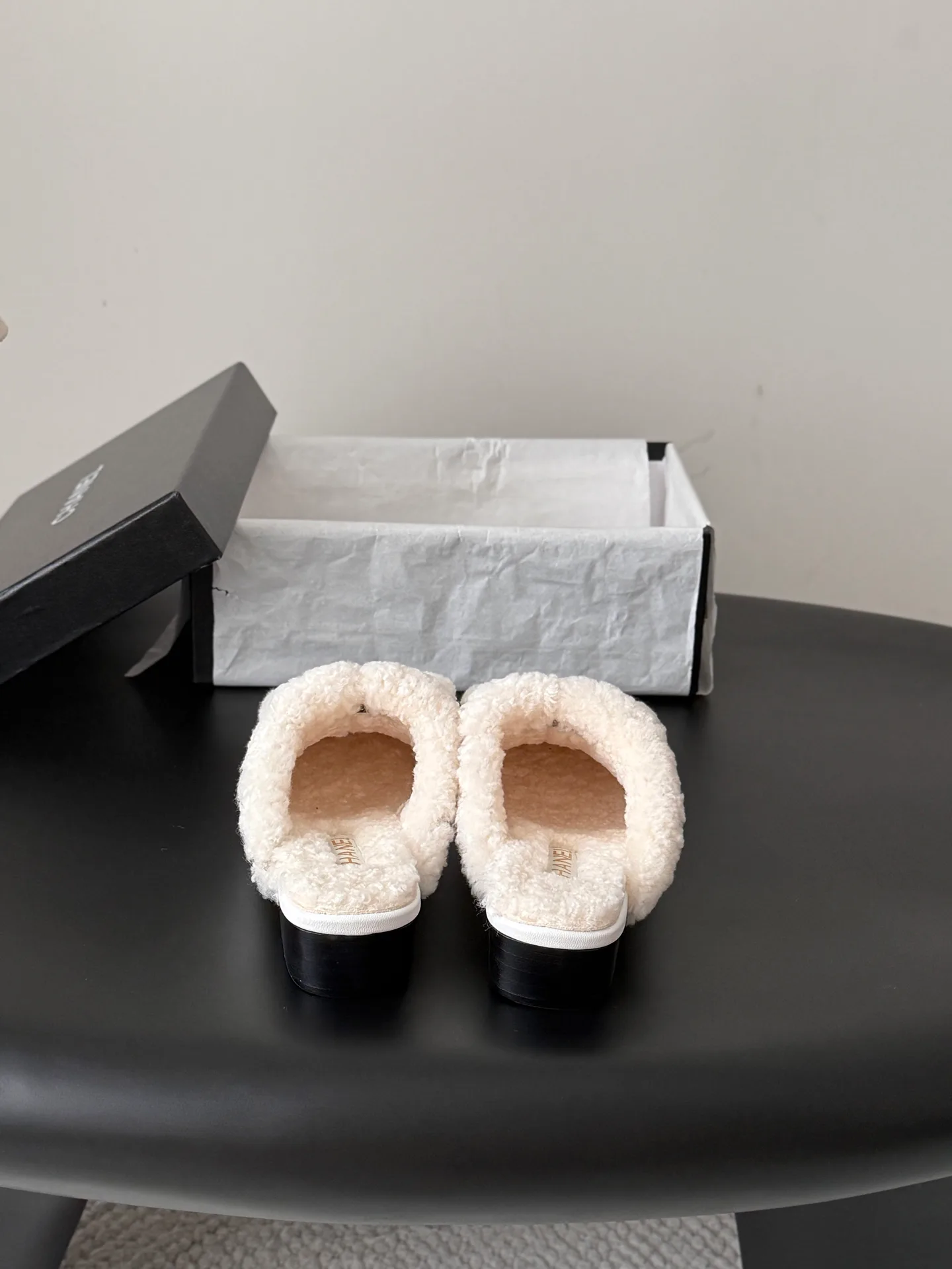 Women's Mules And Clogs CHANEL 18362216