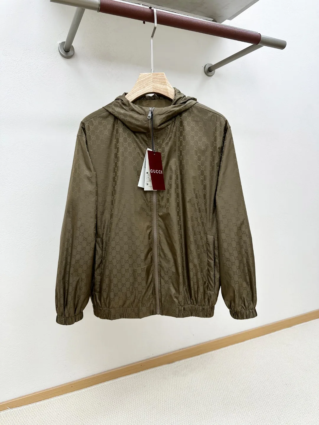 Куртки И Пуховики Мужские Gucci 18596679