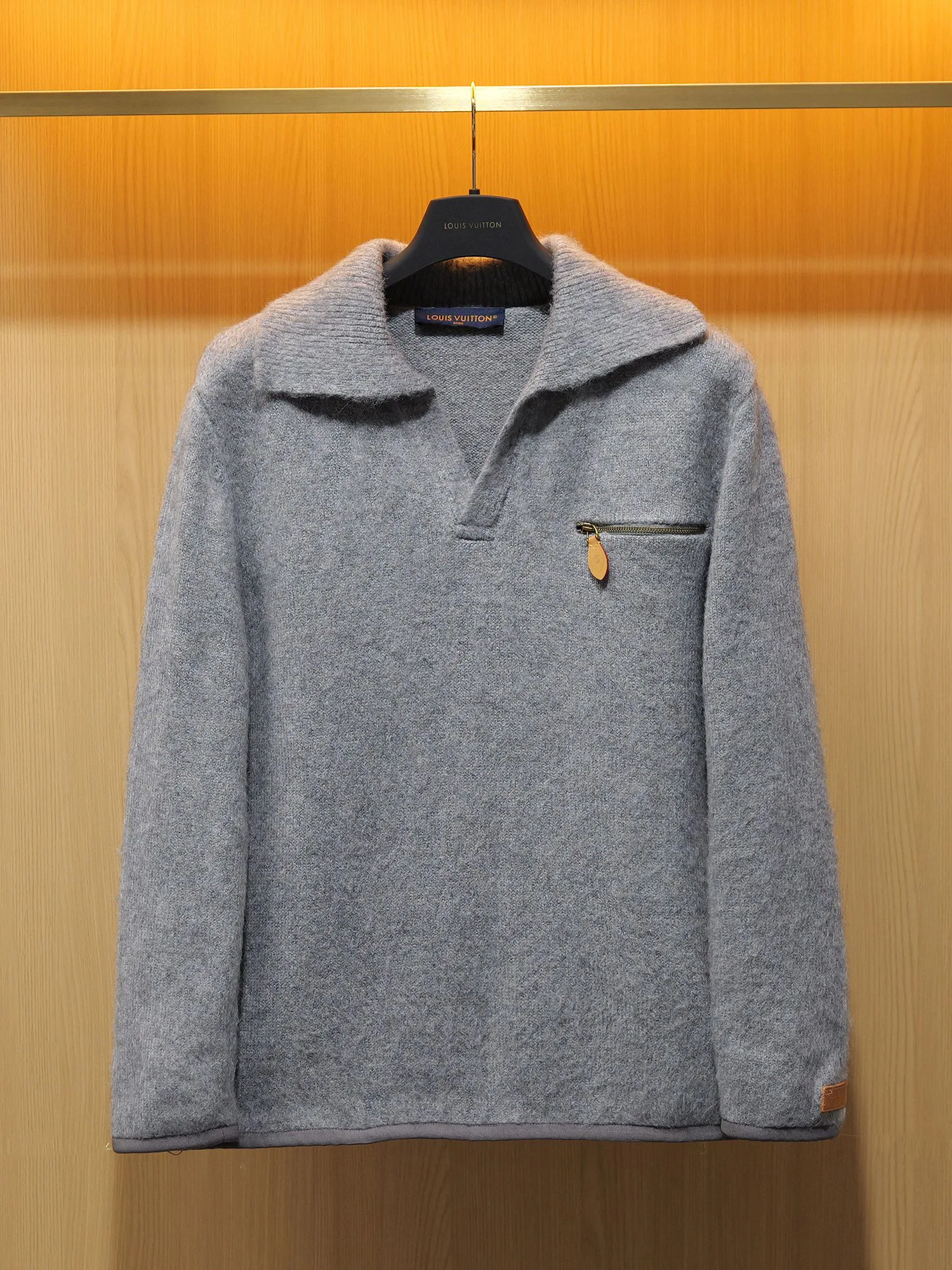 Men's Jumpers And Sweaters LOUIS VUITTON 18179192