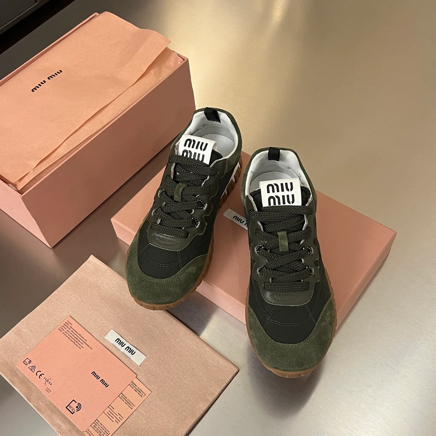 Women's Sneakers MIU MIU 17968639
