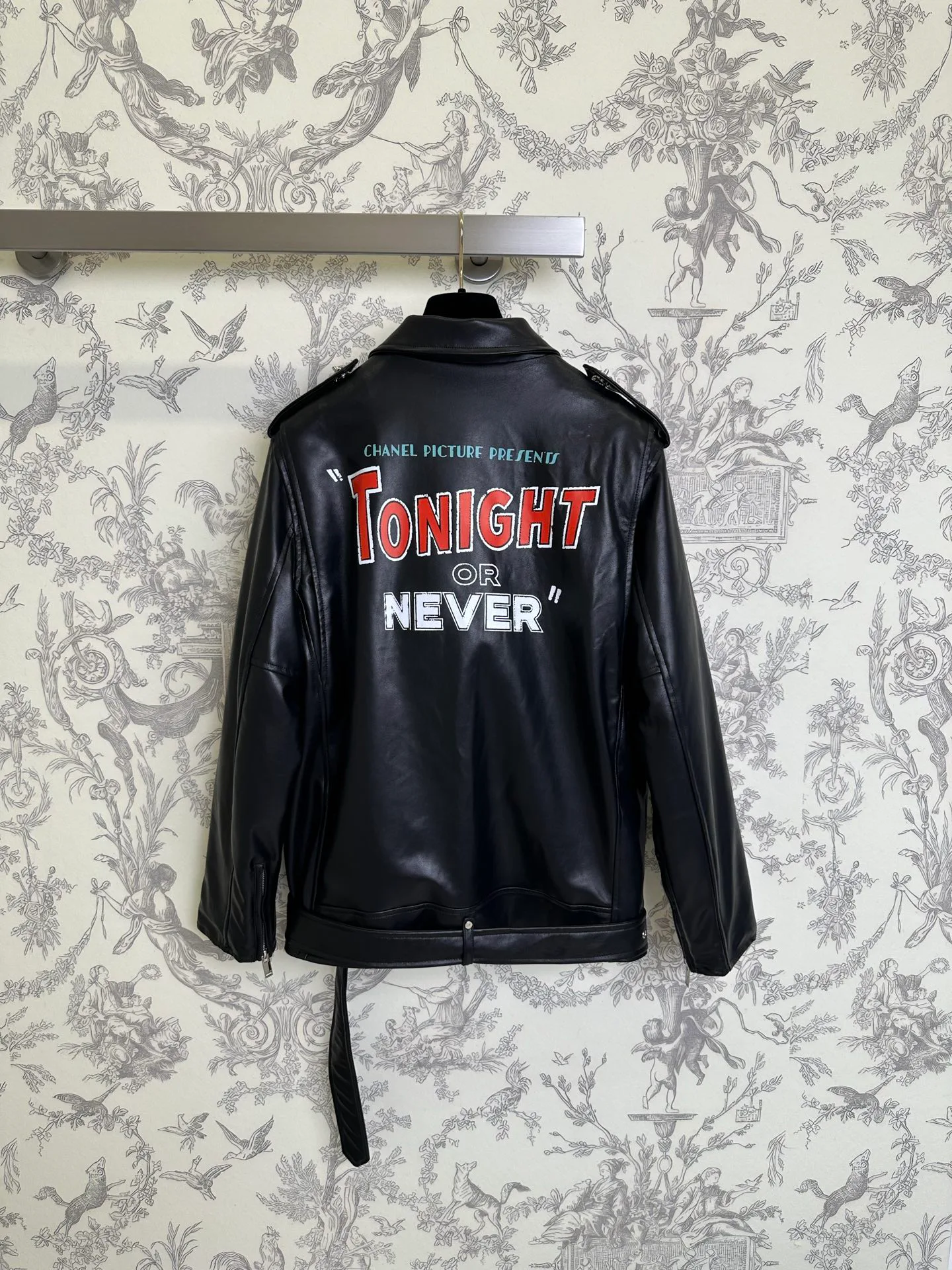 Women's Leather Jackets And Sheepskin Coats CHANEL 18138522
