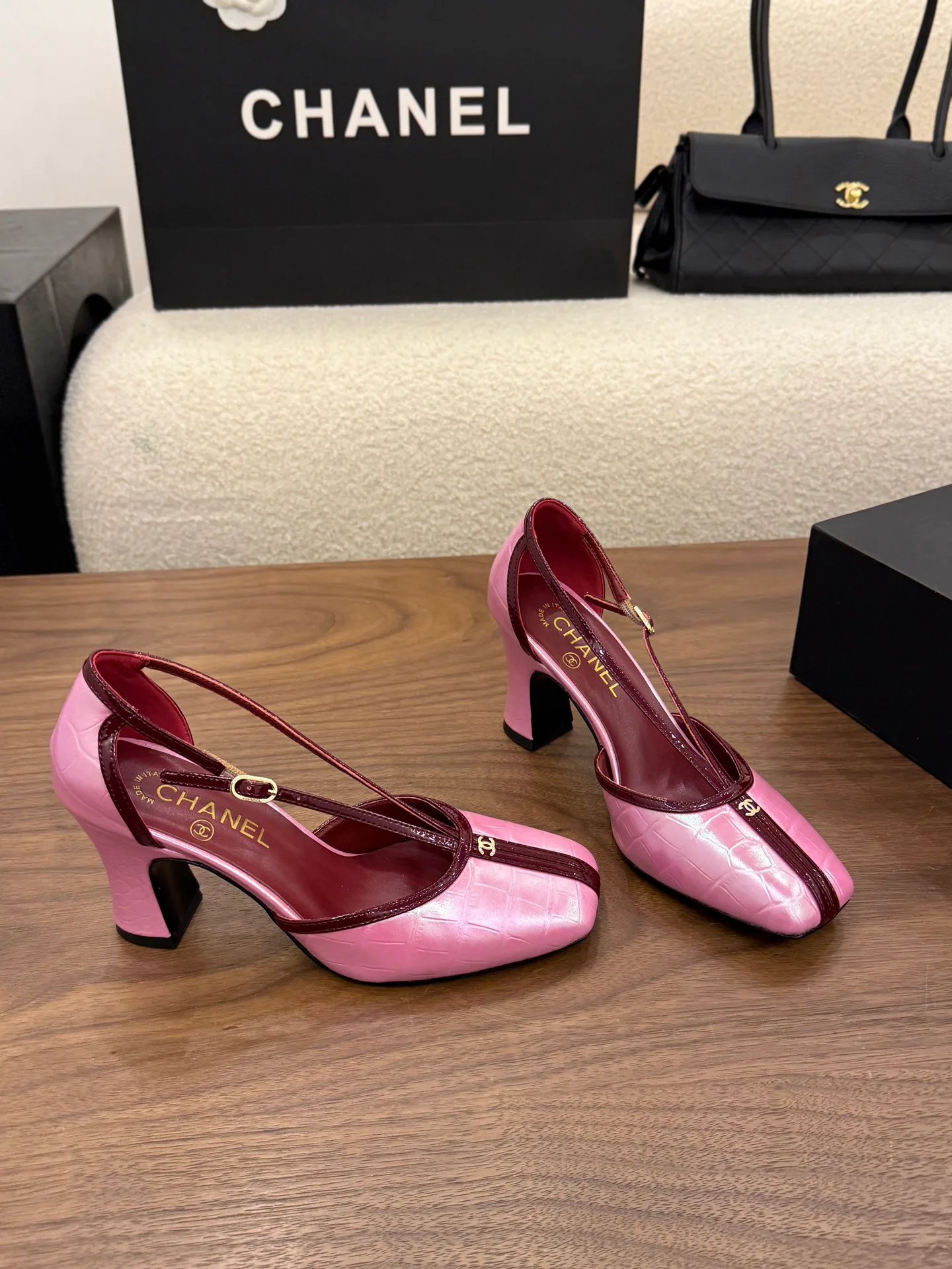 Women's Heels CHANEL 19583415