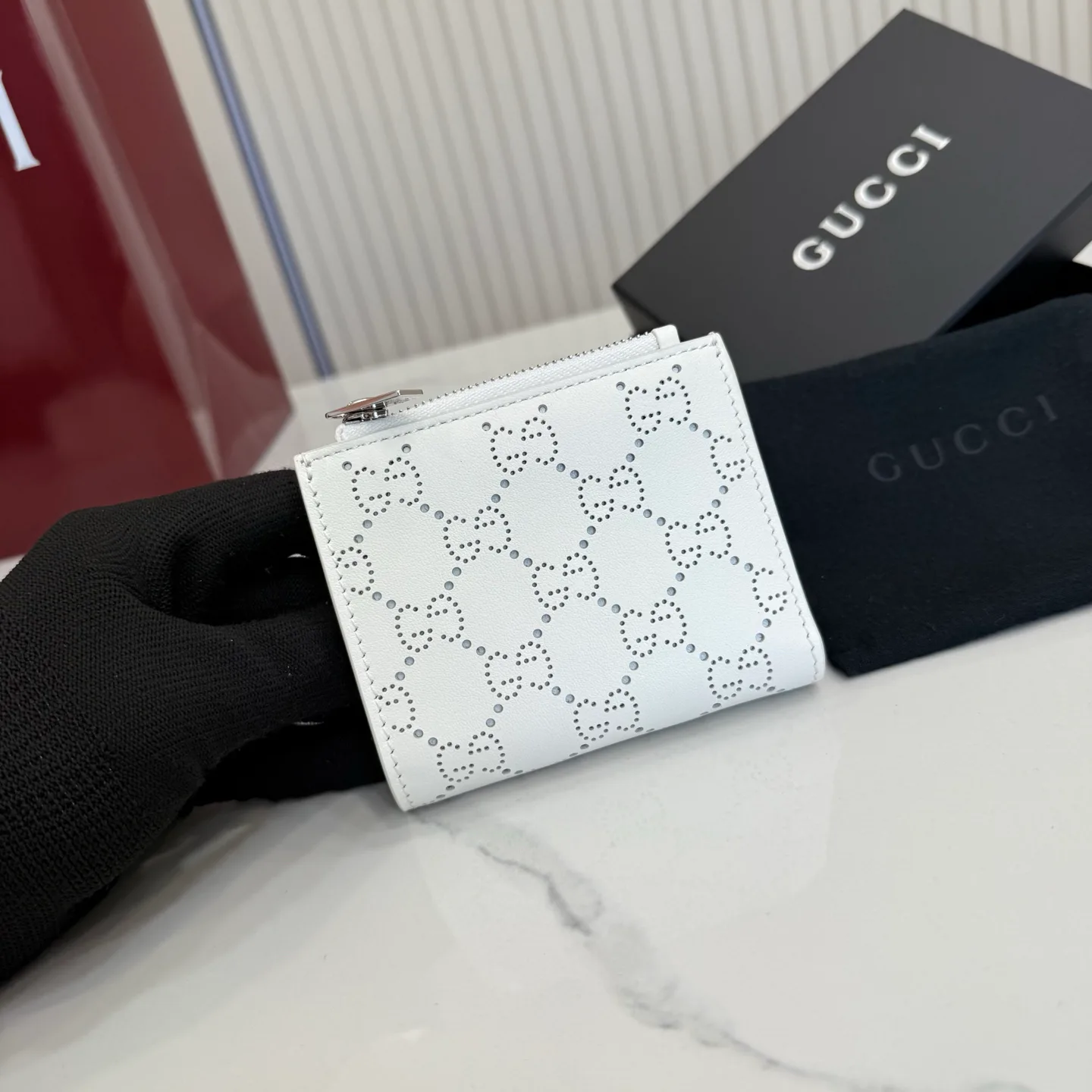 Women's Clutches GUCCI 17947853